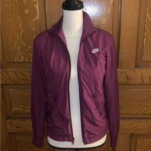 Nike Zip-Up Jacket - Women's XS